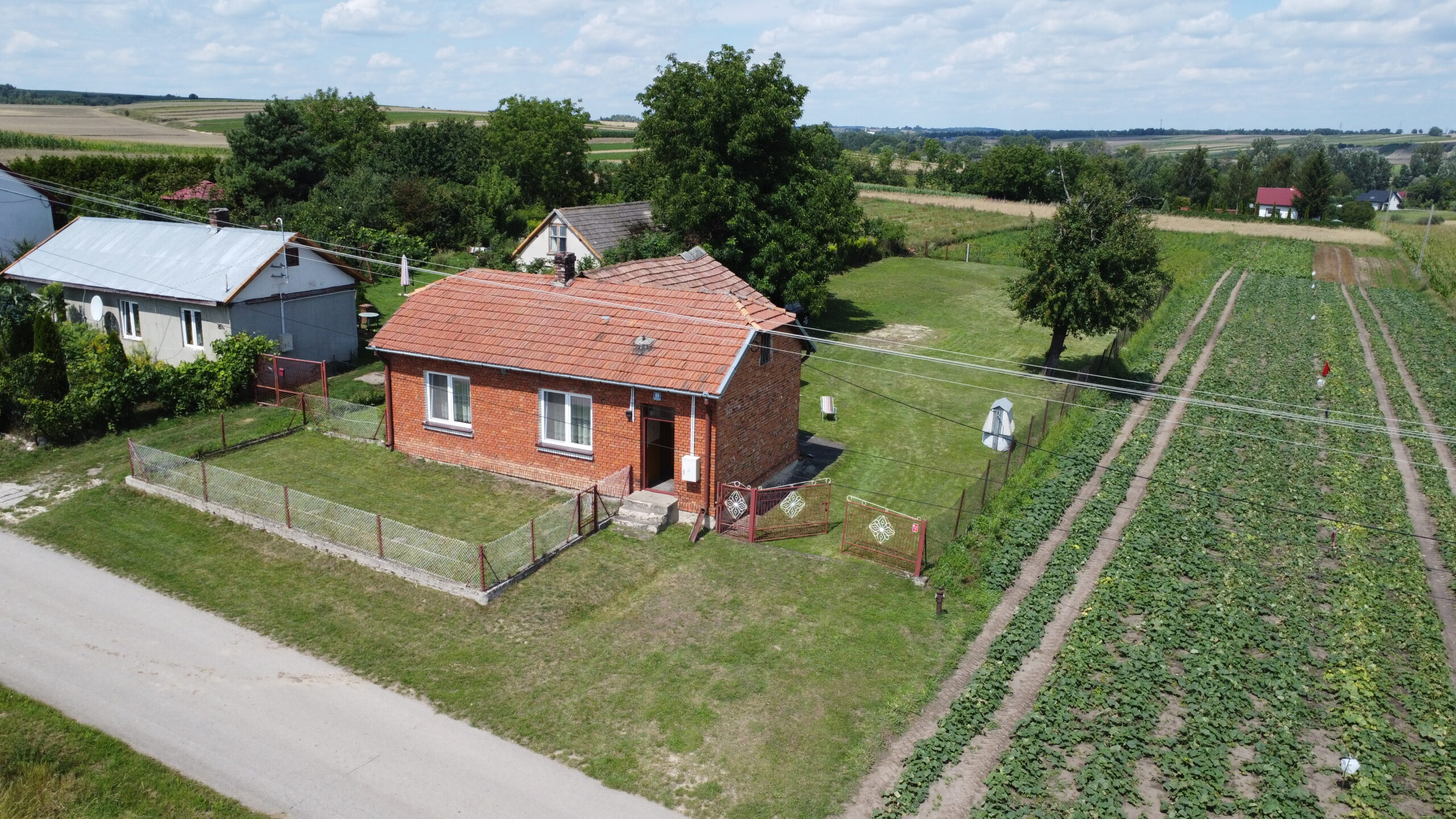 NOWA NIŻSZA CENA Dom 120 m2, Szarbia Zwierzyniecka, gmina Skalbmierz, świętokrzyskie