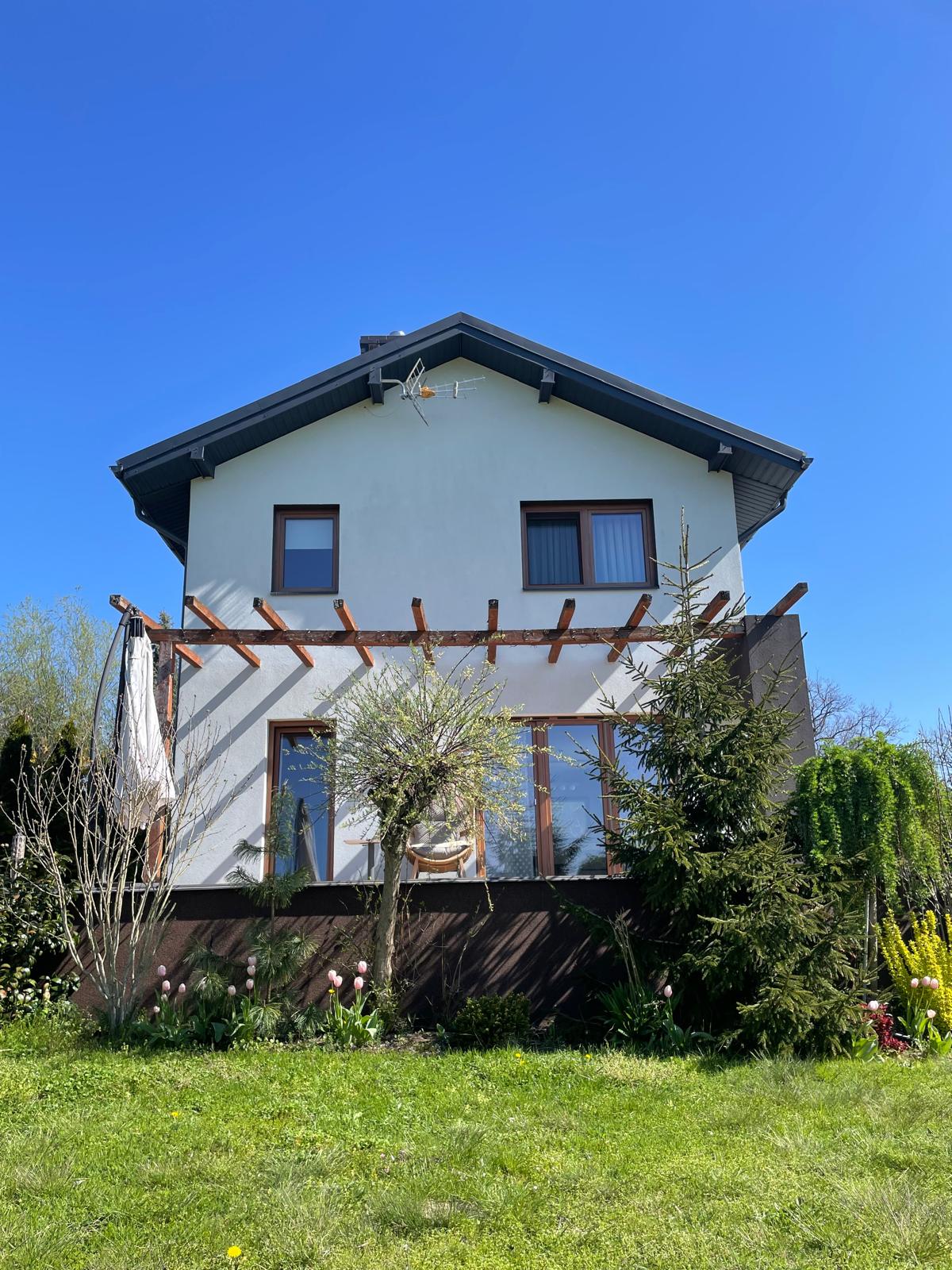 REZERWACJA Dom do zamieszkania 107 m2, Charbinowice, gm. Opatowiec, świętokrzyskie