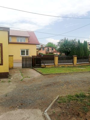 Budynek usługowy handlowy, Opatowiec, świętokrzyskie