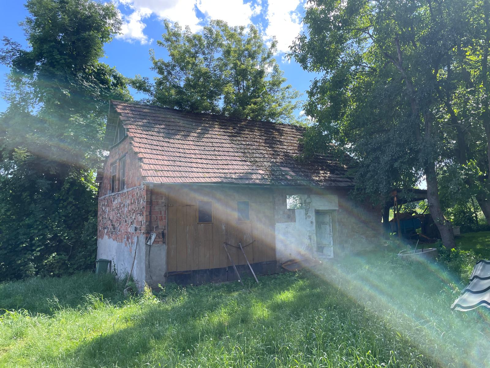 Dom do remontu, Sokolina, gmina Czarnocin, świętokrzyskie